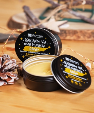 Ginger and Apricot Body Scrub with Vitamin C